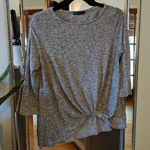 3/4 sleeve top with faux knot